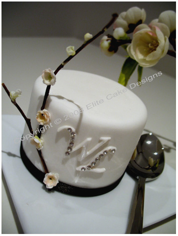 Diamond and Blossom Mini Cakes