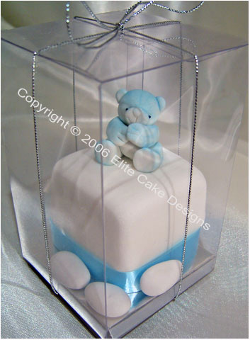 Sitting Teddy Mini Cake Bonboniere